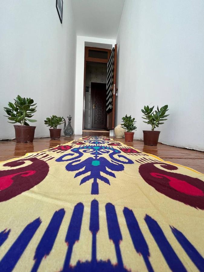 Old Safari Golden Location Guest House Bukhara Exterior foto